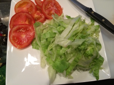 cut lettuce & tomato