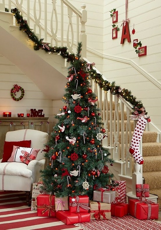 Christmas decorating ideas stairs and entry