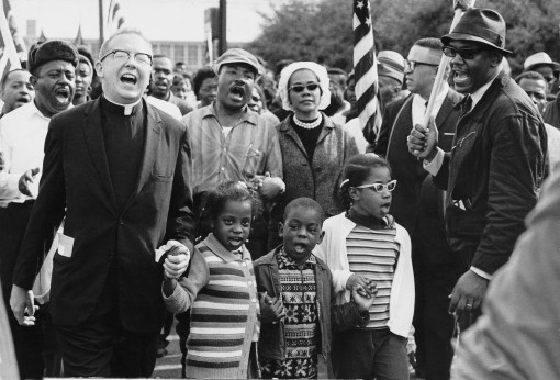 MLK with Abernathy children marching to Montgomery, AL 1963