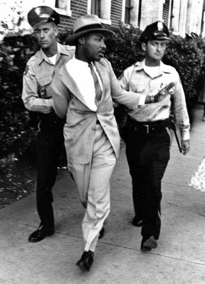 MLK being arrested Alabama 1962