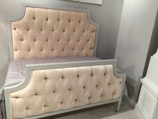 velvet tufted youth bed with crystals