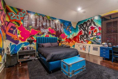 Bedroom - Beverly Hills Home of Slash