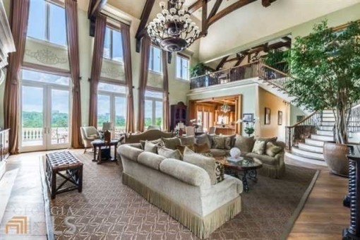 Great room Tyler Perry mansion Atlanta - Splendid Habitat