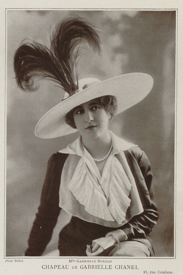 Chapeau 1912  Vintage chanel, Coco chanel, Chanel hat